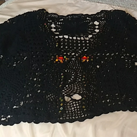 Crocheted top NWOT - Picture 3 of 8